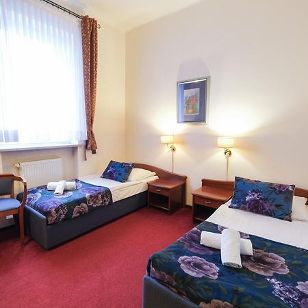 Hotel Sonex Częstochowa Екстериор снимка