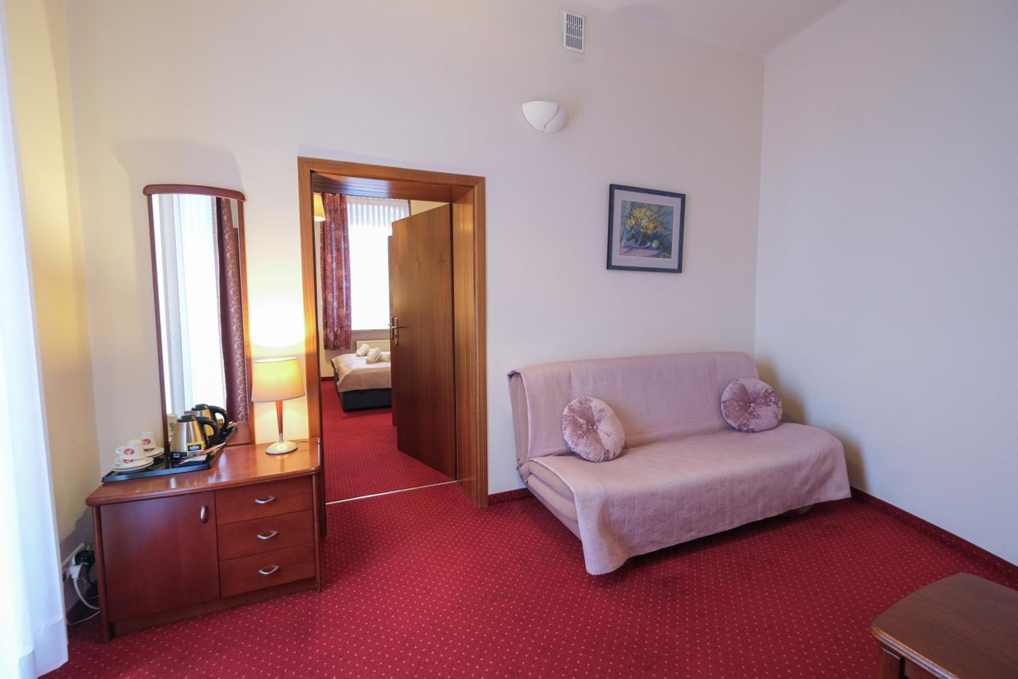 Hotel Sonex Częstochowa Екстериор снимка
