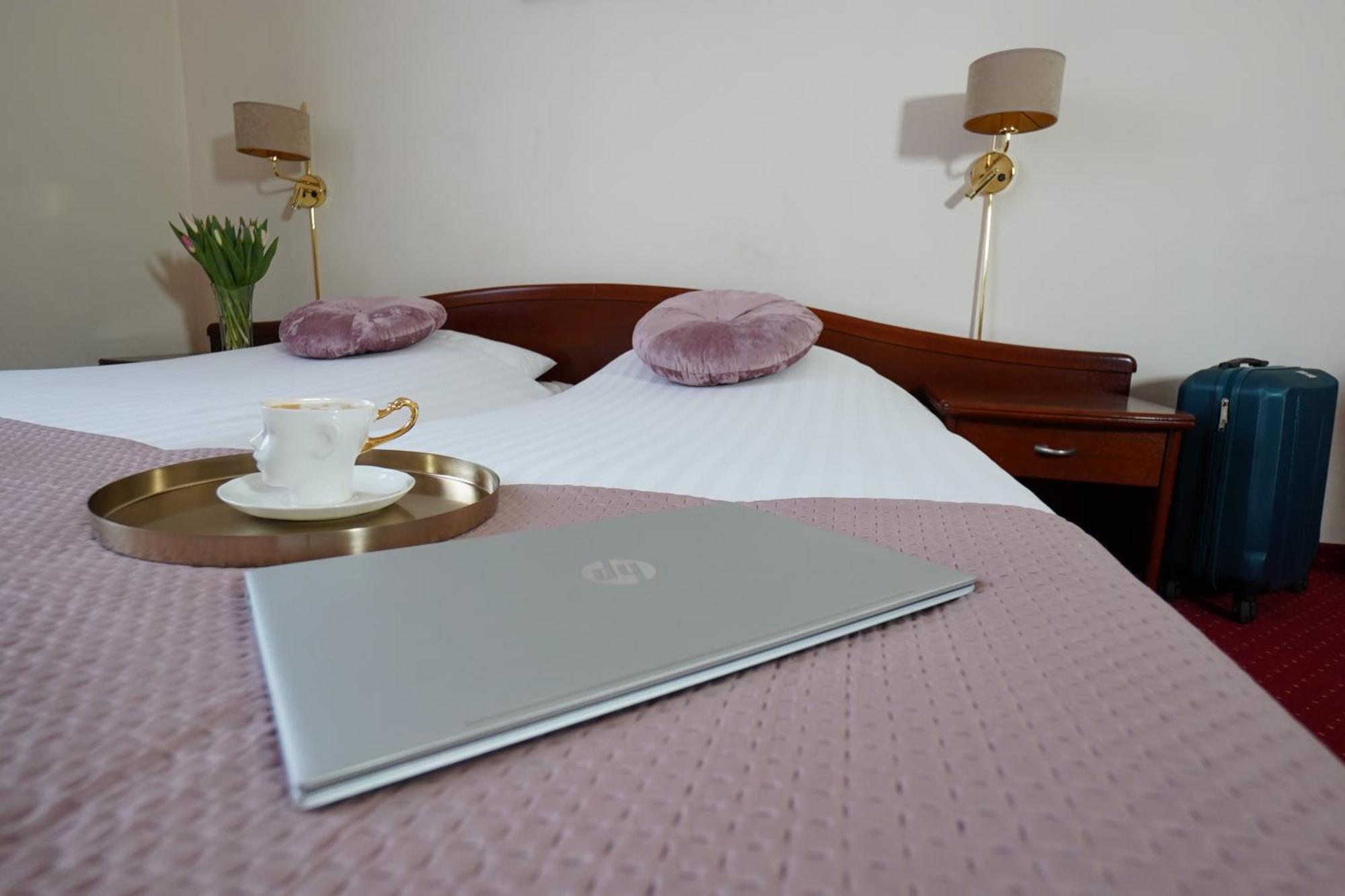 Hotel Sonex Częstochowa Екстериор снимка