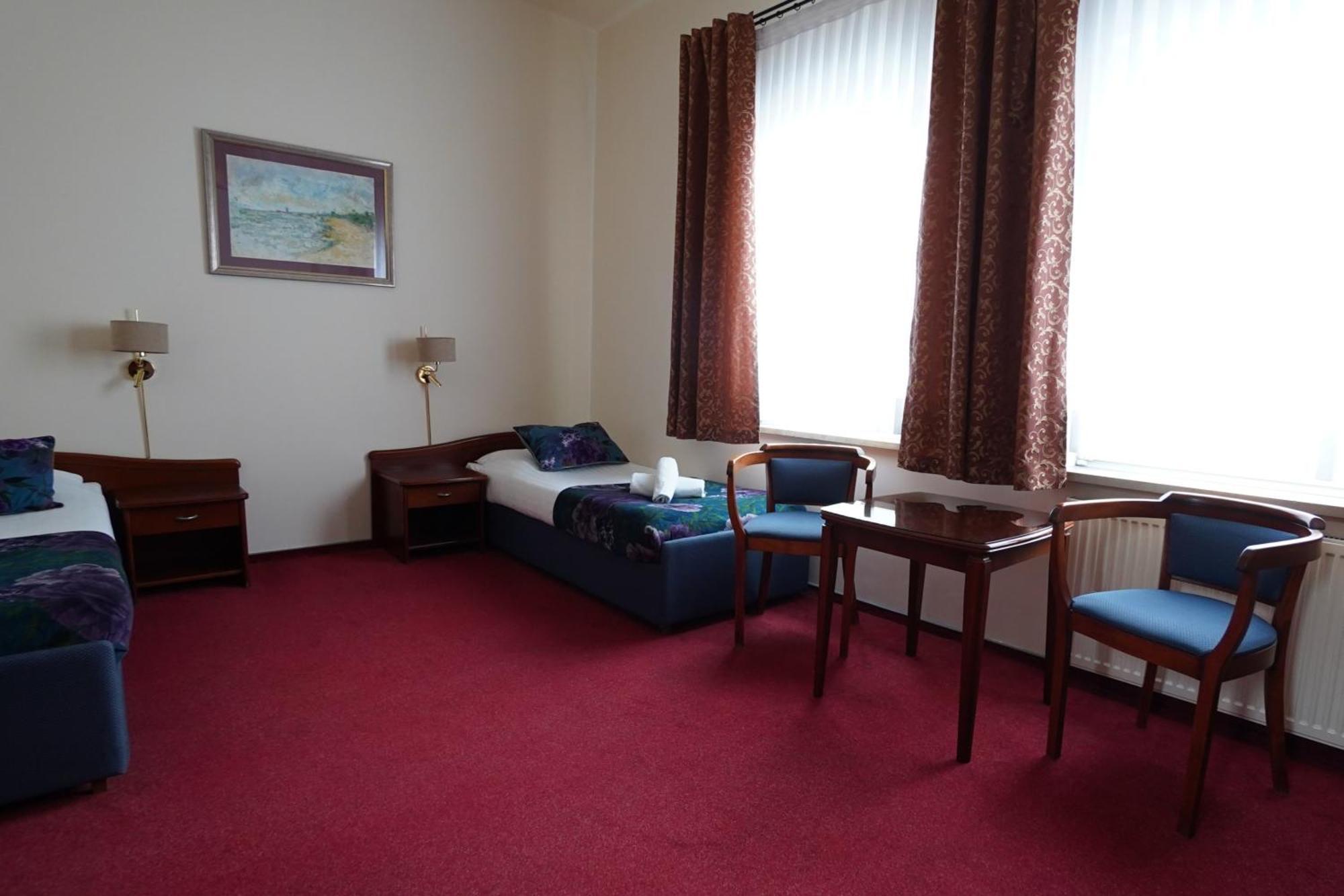 Hotel Sonex Częstochowa Екстериор снимка