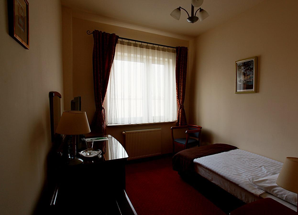 Hotel Sonex Częstochowa Екстериор снимка